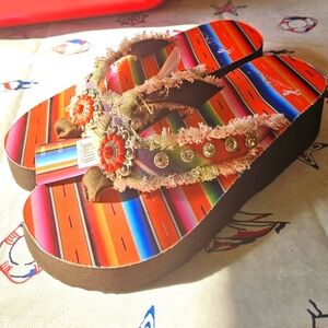 Montana West flip flops